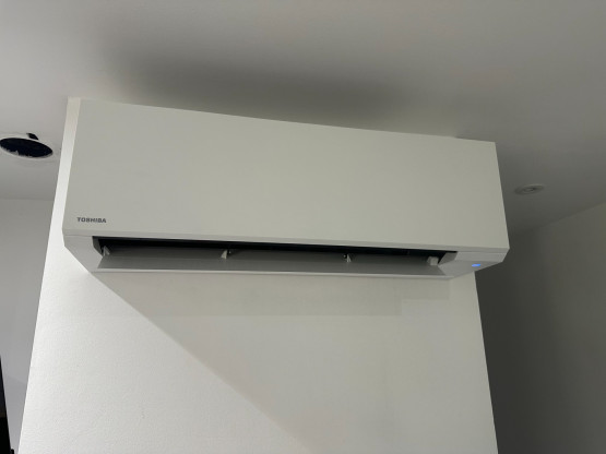 Entretien climatisation réversible : pourquoi est-ce indispensable ?