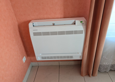 Remplacement d'une cassette de climatisation Hitachi par une cassette HEIWA à Villefranche-sur-Saône