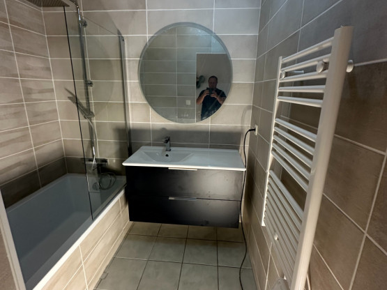 Rénovation de salle de bain à Dracé 69220  Remplacement douche par baignoire 3SC Plomberie