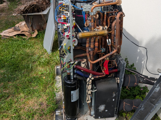 Dépannage de pompe à chaleur monobloc Daikin à La Chapelle-de-Guinchay