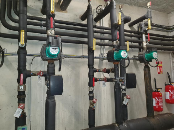 Dépannage sur une vanne thermostatique de chauffage pour une crèche (01090)