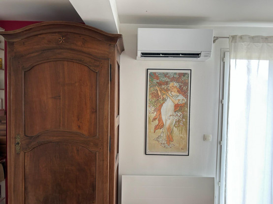 Installation d’une climatisation réversible à Montmerle sur Saône dans l'Ain, votre habitat devient confortable toute l’année.