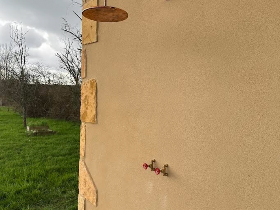 Douche extérieure sur mesure à Saint-Junien 69640