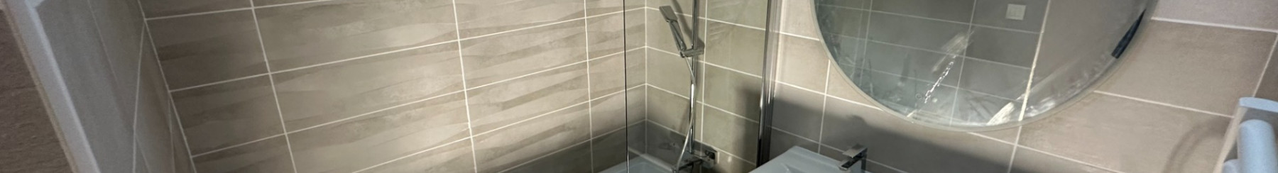 Rénovation de salle de bain à Dracé 69220  Remplacement douche par baignoire 3SC Plomberie